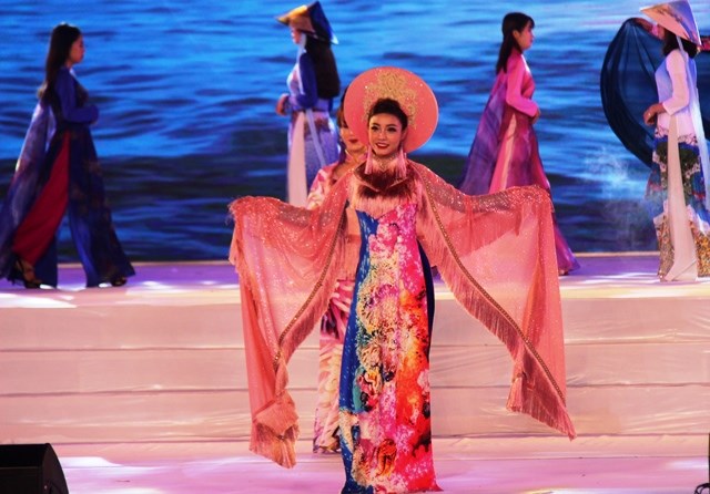 Khai mạc Năm Du lịch Quốc gia 2019 và Festival Biển Nha Trang – Khánh Hòa - ảnh 10