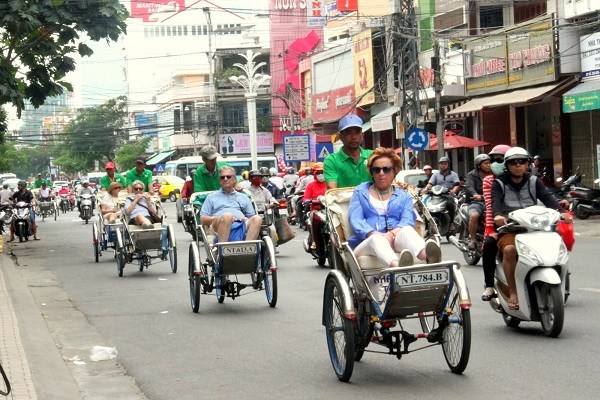 Khánh Hòa:  Đón hơn 200.000 lượt khách du lịch trong dịp Tết Kỷ Hợi - ảnh 2