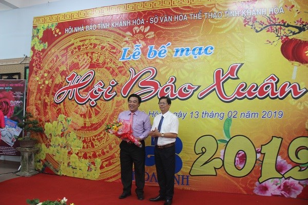 Khánh Hòa: 13 tác phẩm báo chí được trao giải tại Hội Báo Xuân Kỷ Hợi 2019 - ảnh 2