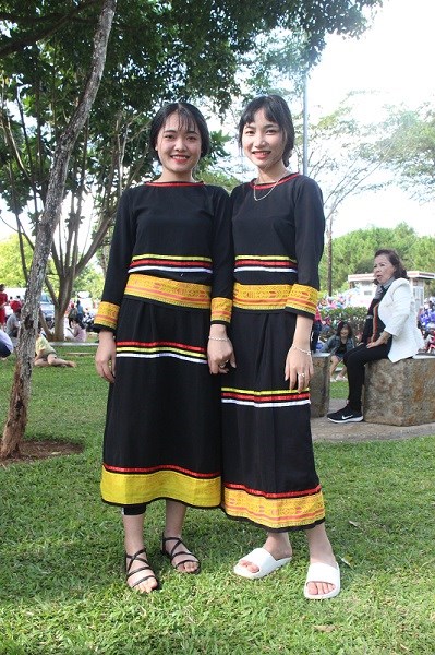 Vẻ đẹp "hút hồn" thiếu nữ Ê Đê tại Festival Văn hóa cồng chiêng 2018 - ảnh 6