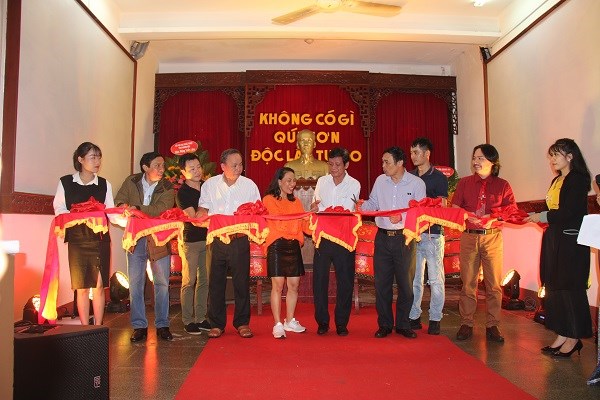 Khánh Hòa: Triển lãm 122 tác phẩm mỹ thuật, nhiếp ảnh chào năm mới 2019 - ảnh 1