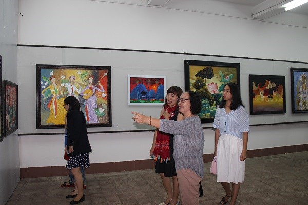 Khánh Hòa: Triển lãm 122 tác phẩm mỹ thuật, nhiếp ảnh chào năm mới 2019 - ảnh 2