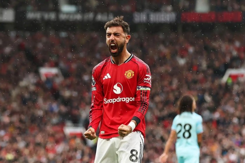 Bruno Fernandes là Cầu thủ xuất sắc nhất giải Ngoại hạng Anh mùa 2025/26