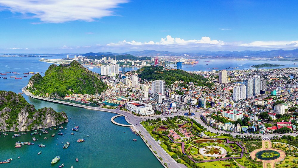 Hướng tới xây dựng Quảng Ninh trở thành thành phố trực thuộc Trung ươn