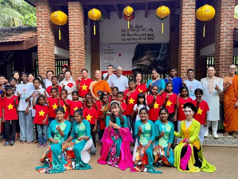 Giao lưu văn hóa nghệ thuật tại tỉnh Miền Trung Sri Lanka