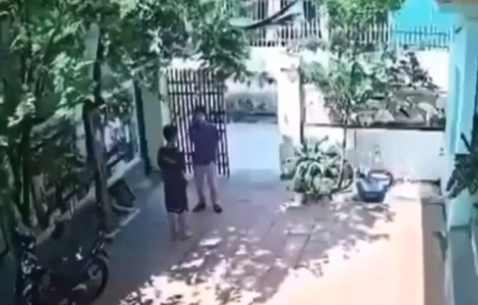 Vụ thầy giáo tát học sinh gây phẫn nộ: Lộ nguyên nhân, nam sinh rách màng nhĩ