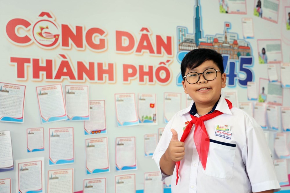 Em Cáp Hoàng Dũng, học sinh lớp 6A2, Trường Trung học Thực hành Sài Gòn (Quận 5,TP Hồ Chí Minh).