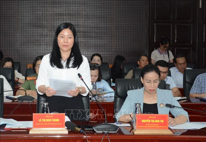 Bà Lê Thị Bích Thuận, Giám đốc Sở Giáo dục và đào tạo thành phố Đà Nẵng phátbiểu.