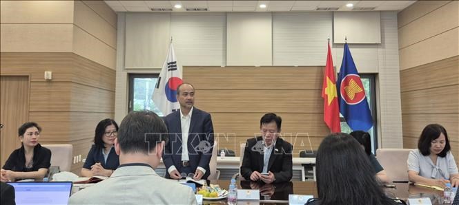 Chủ nhiệm Uỷ ban Nhà nước về người Việt Nam ở nước ngoài Nguyễn Trung Kiên phátbiểu. Ảnh: Đức Thắng/ PV TTXVN tại Hàn Quốc