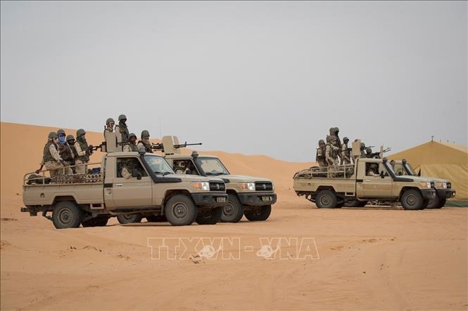 Binh sĩ Mauritani tuần tra khu vực biên giới với Mali. Ảnh minh họa: GettyImages/TTXVN