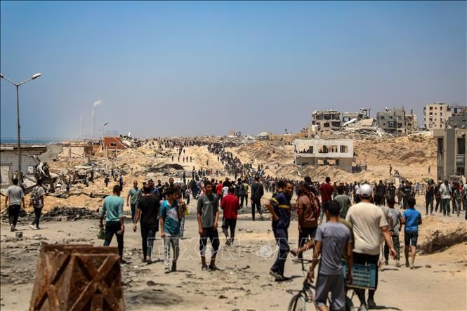 Người dân Palestine tại khu vực Sudaniya, phía Bắc thành phố Gaza, ngày12.6.2025. Ảnh minh họa: THX/TTXVN