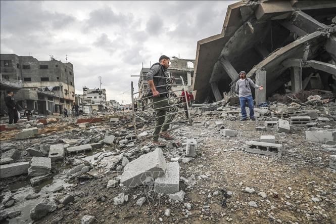 Các tòa nhà bị phá hủy sau cuộc không kích của Israel tại trại tị nạn Jabalia,Dải Gaza, ngày 12.4.2025. Ảnh: THX/TTXVN