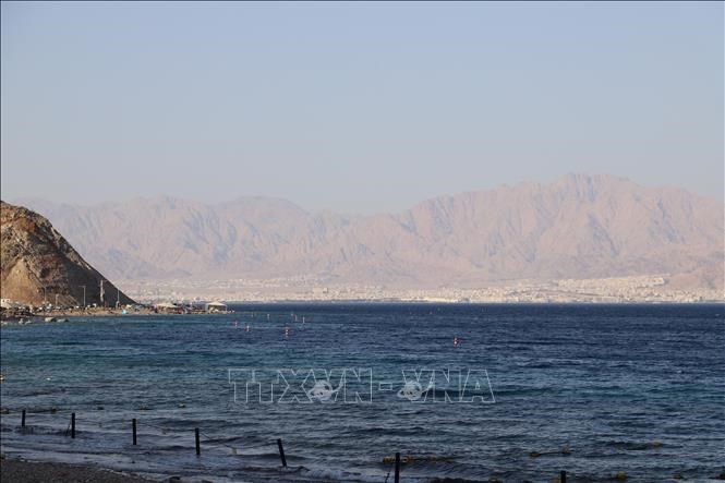 Thành phố cảng Eilat nằm sát Biển Đỏ, phía đối diện là lãnh thổ Jordan. Ảnh:Thanh Bình/PV TTXVN tại Israel
