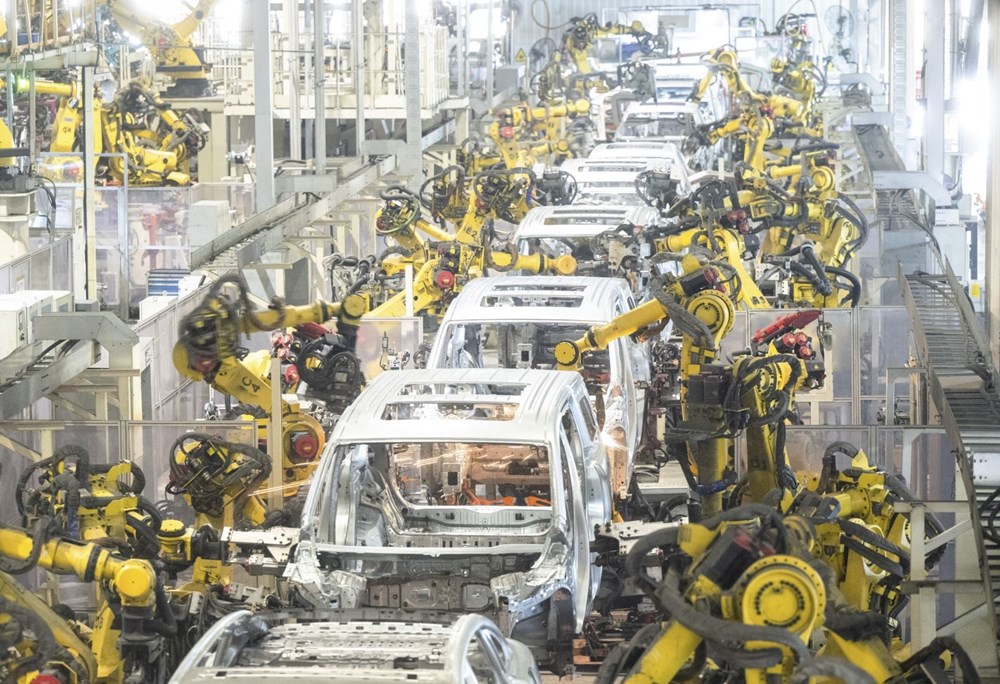Robot lắp ráp xe ô tô điện của hãng Voyah tại Vũ Hán, tỉnh Hồ Bắc ngày 1.4.2024.Ảnh: THX/TTXVN