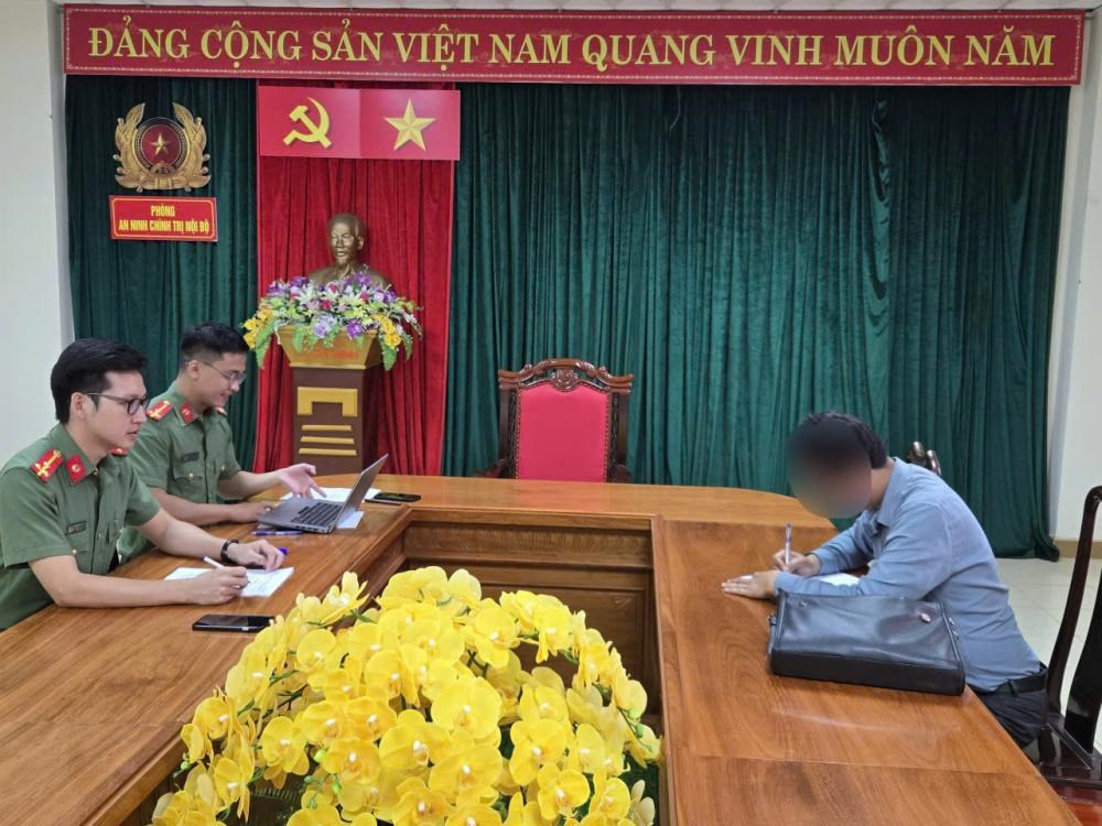Khi sân khấu nghệ thuật bị lấn át bởi những hiện tượng mạng - ảnh 2