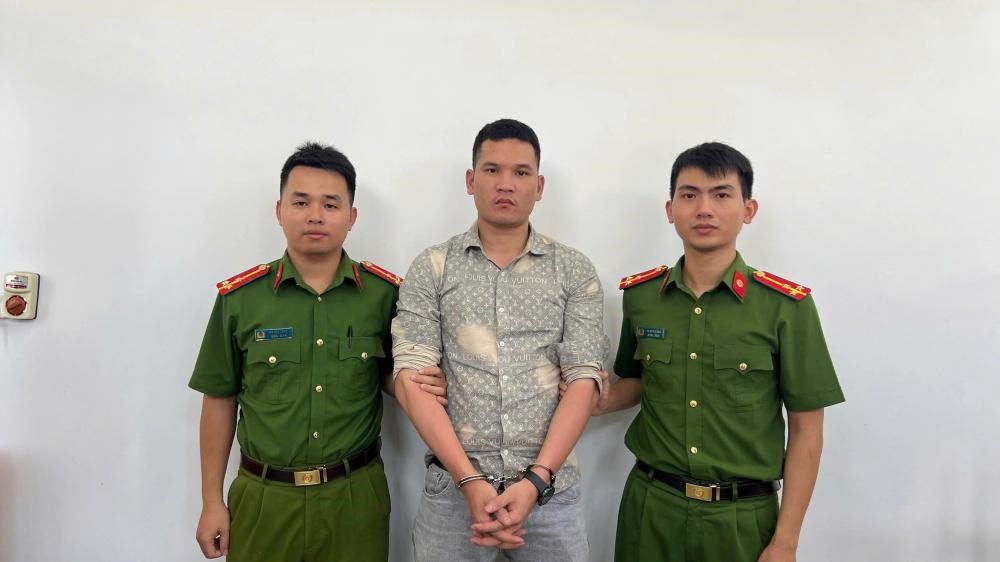 Tông bé trai sống đời tàn tật, Hùng bị bắt sau một năm truy nã - ảnh 1