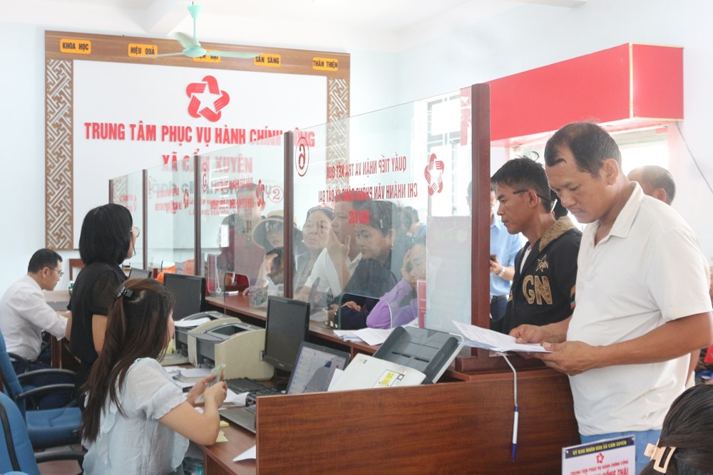 Hà Tĩnh dư 283 biên chế nhưng thiếu công chức chuyên môn - ảnh 1