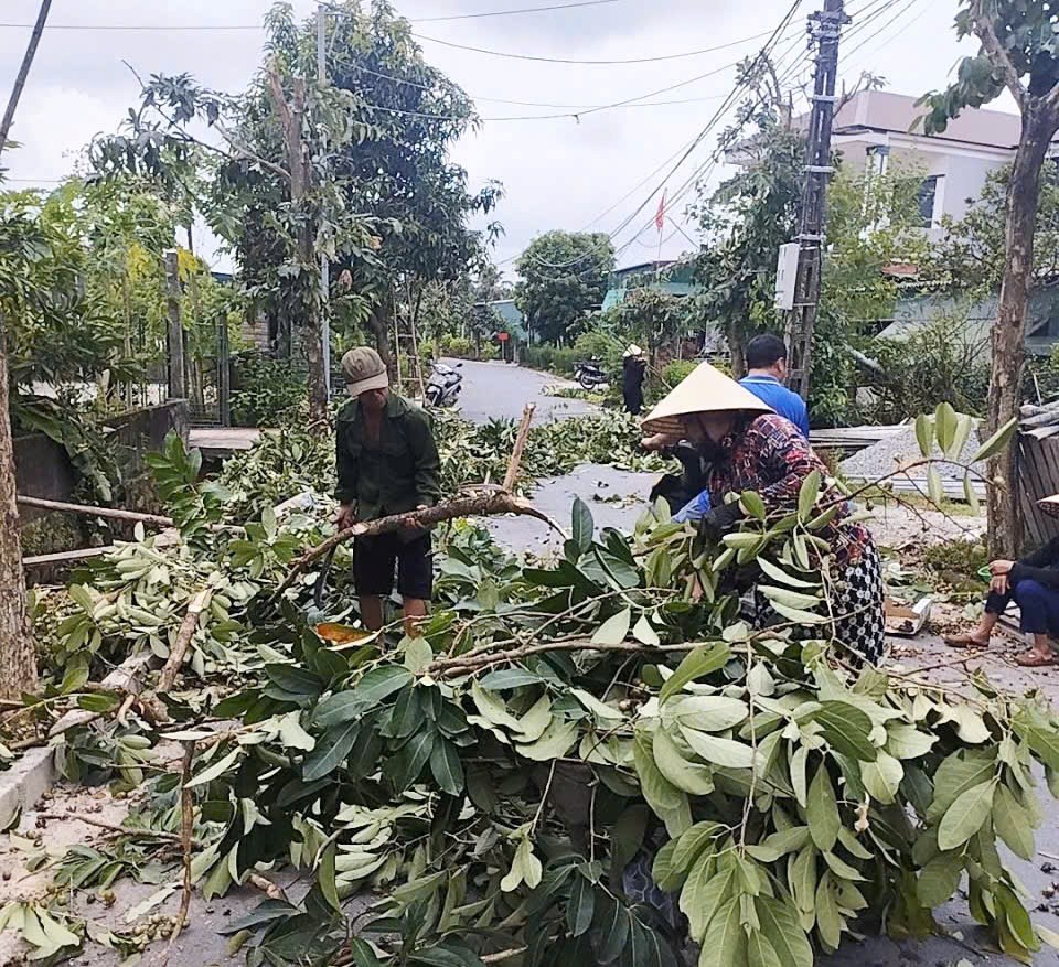 Bão số 5 đang hướng thẳng vào Hà Tĩnh - ảnh 2