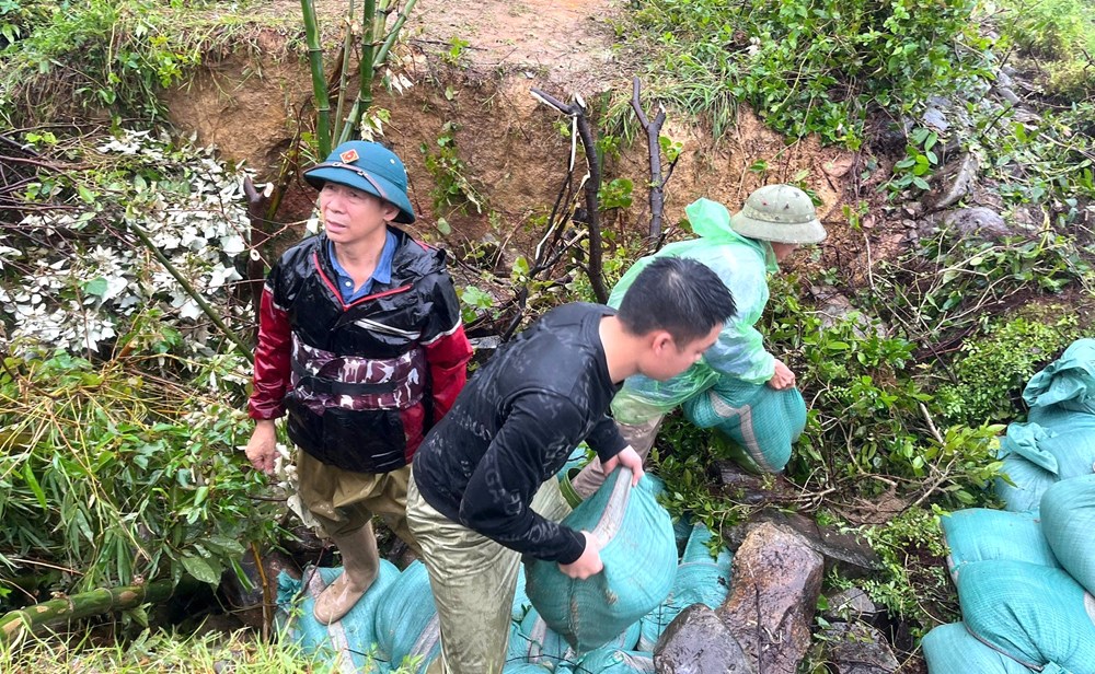 Hồ Kẻ Gỗ đạt cao trình 31,15 m, bắt đầu xả tràn tránh quá tải - ảnh 3