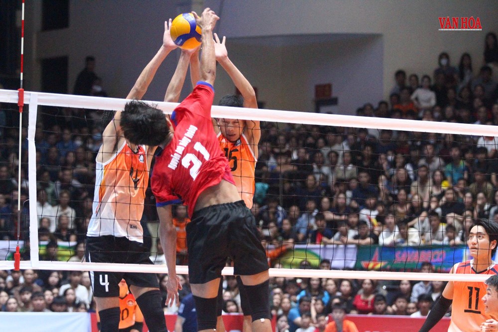 Hà Tĩnh lỡ hẹn giấc mơ thăng hạng sau trận thua TP Hồ Chí Minh - ảnh 1