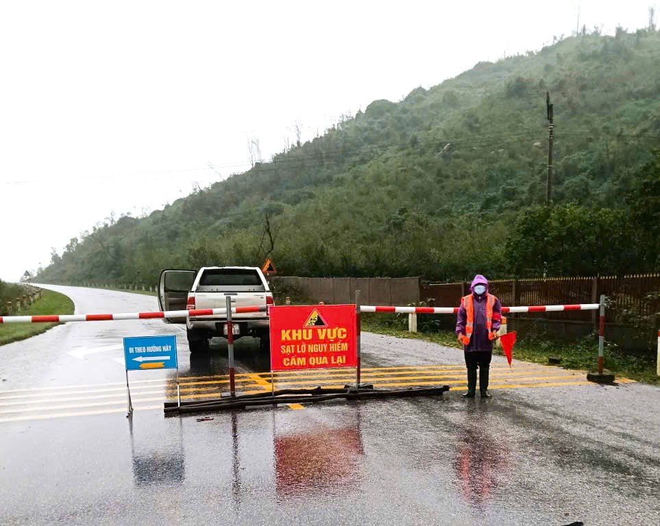 Phát hiện nhiều điểm đứt gãy núi tại Hà Tĩnh - ảnh 2