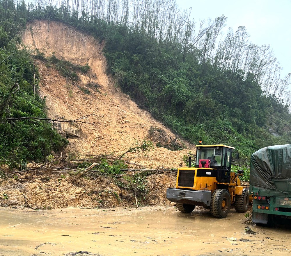 Phát hiện nhiều điểm đứt gãy núi tại Hà Tĩnh - ảnh 3