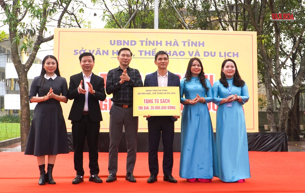 Lan tỏa tình yêu sách trong kỷ nguyên số - ảnh 3