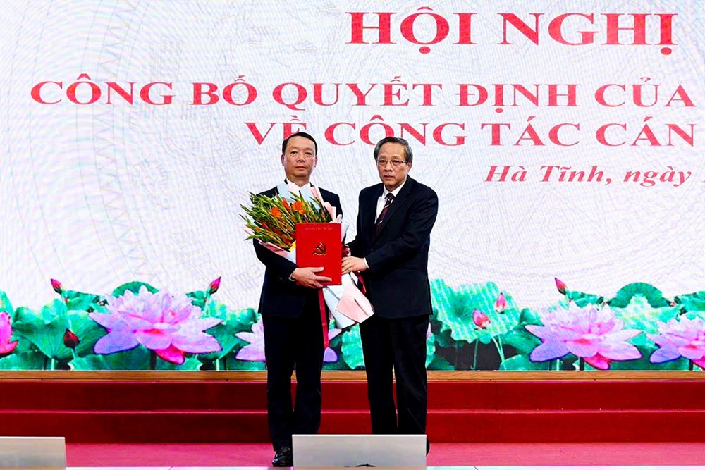 Chủ tịch UBND TP Huế giữ chức Phó Bí thư Tỉnh ủy Hà Tĩnh - ảnh 1