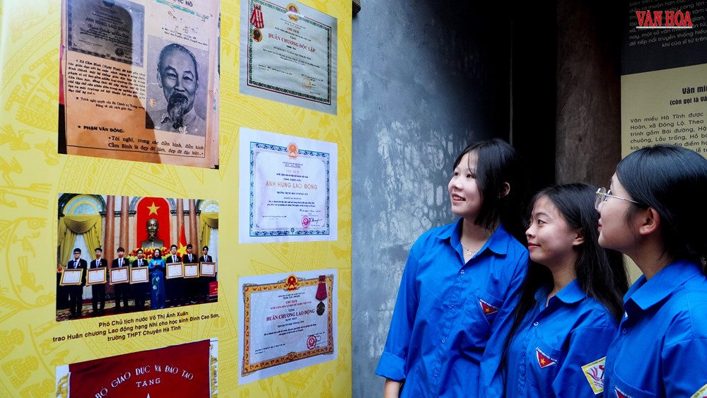 Triển lãm “Văn Miếu - Quốc Tử Giám và Truyền thống giáo dục khoa bảng tỉnh Hà Tĩnh” - ảnh 6