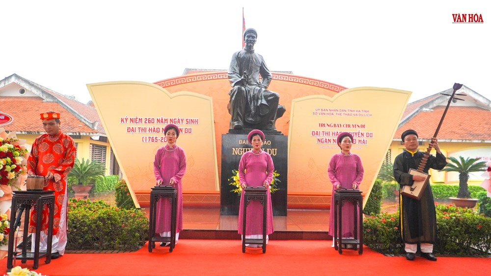 Đại thi hào Nguyễn Du - Di sản ngàn năm còn sống động - ảnh 1