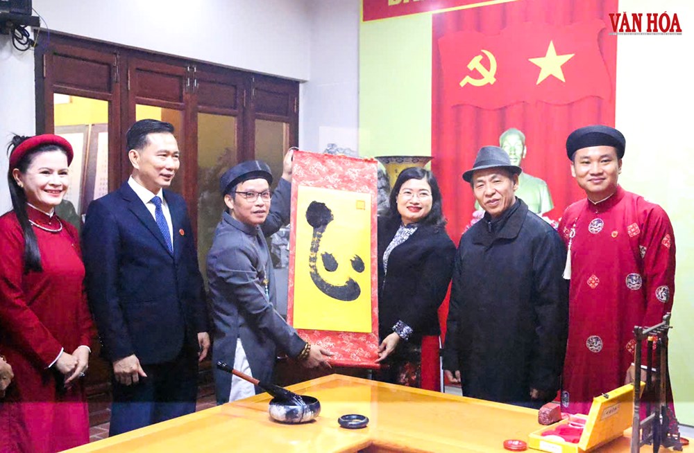 Đại thi hào Nguyễn Du - Di sản ngàn năm còn sống động - ảnh 13