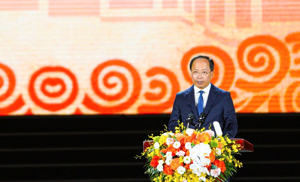 Đại thi hào Nguyễn Du - Chữ tâm sáng mãi muôn đời - ảnh 3