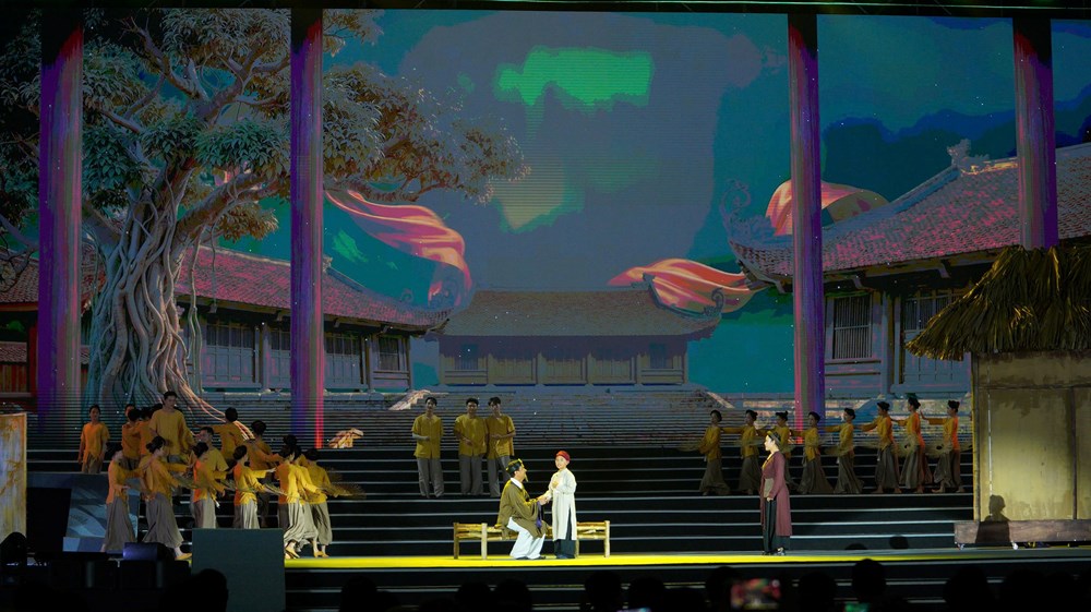 Đại thi hào Nguyễn Du - Chữ tâm sáng mãi muôn đời - ảnh 7