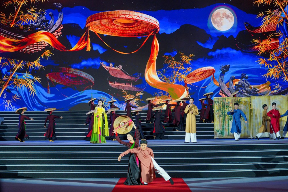 Đại thi hào Nguyễn Du - Chữ tâm sáng mãi muôn đời - ảnh 5