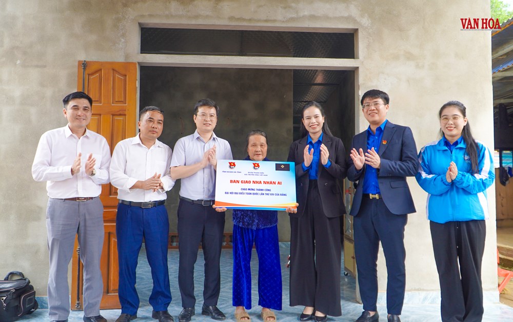 Thanh niên Hà Tĩnh biến khí thế Đại hội Đảng thành hành động - ảnh 4