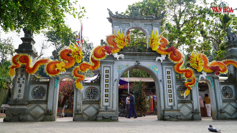 Chuyện ít biết về tục cúng tiến ngựa giấy tại đền Chợ Củi - ảnh 1