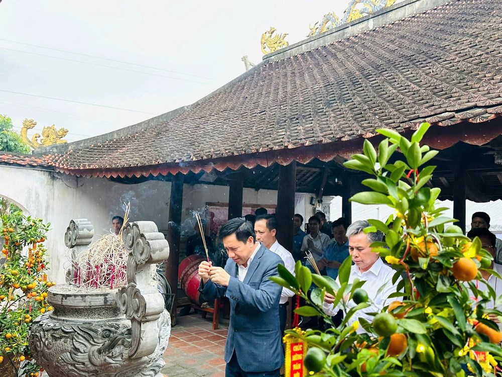 Thành kính Lễ báo ân Đô đài Ngự sử Bùi Cầm Hổ dưới chân núi Bạch Tỵ - ảnh 7