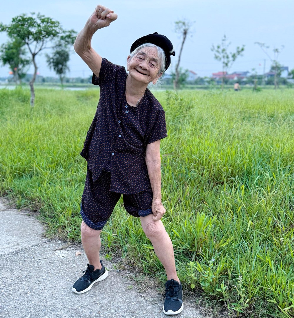 Cụ bà gần 100 tuổi và bí quyết sống khỏe mỗi ngày - ảnh 2