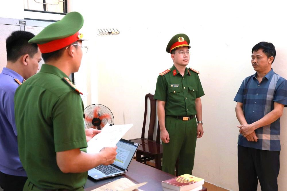 Bắt người đàn ông mua lợn dịch, cấp đông rồi bán ra thị trường - ảnh 1