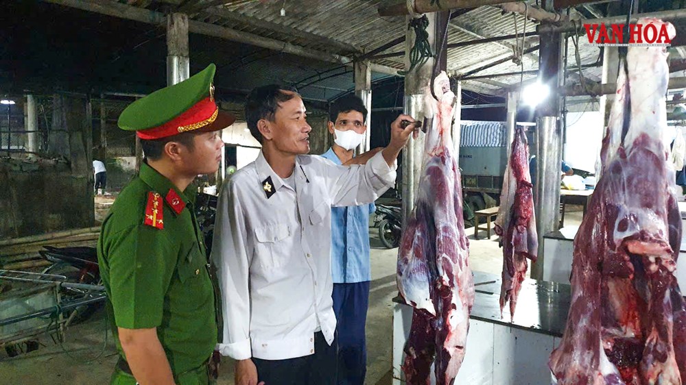 Sau sáp nhập, 37 cán bộ kiểm soát giết mổ Hà Tĩnh 6 tháng không lương - ảnh 2