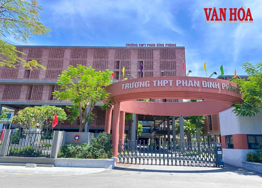 Hà Tĩnh: Giảm 353 trường cấp xã, hợp nhất nhiều trường THPT - ảnh 2