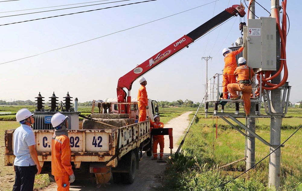 Hà Tĩnh chủ động giữ vững dòng điện dịp Quốc khánh và khai giảng năm học mới - ảnh 6