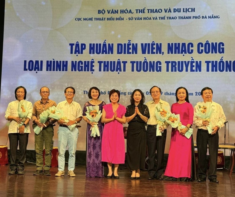 Tập huấn diễn viên, nhạc công Tuồng toàn quốc năm 2024 - ảnh 1