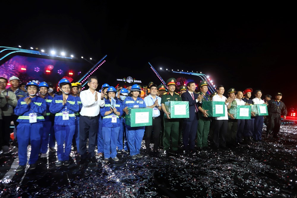 Chung kết DIFF 2024: Đội pháo hoa Phần Lan giành chiến thắng - ảnh 10