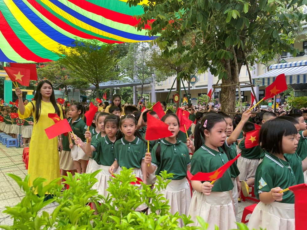 Đà Nẵng: Hơn 290.000 học sinh bước vào năm học mới - ảnh 1