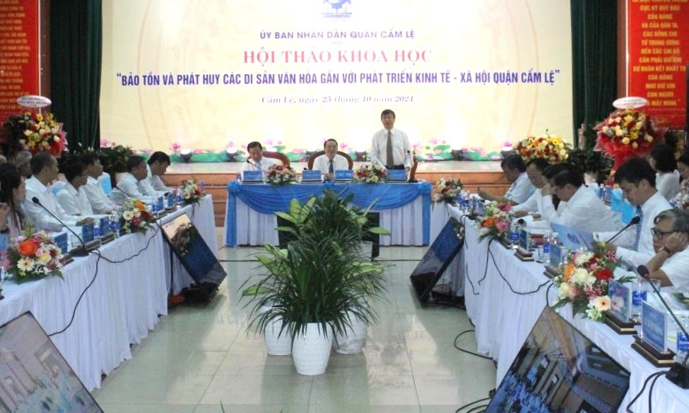Hội thảo Bảo tồn, phát huy các di sản văn hóa gắn với phát triển kinh tế, xã hội - ảnh 1