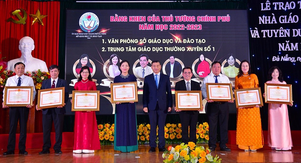 Đà Nẵng tuyên dương 25 nhà giáo tiêu biểu năm học 2023 - 2024 - ảnh 1