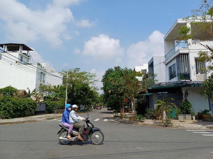 Hủy tạm hoãn xuất cảnh đối với cô giáo bỗng dưng làm Giám đốc doanh nghiệp - ảnh 1