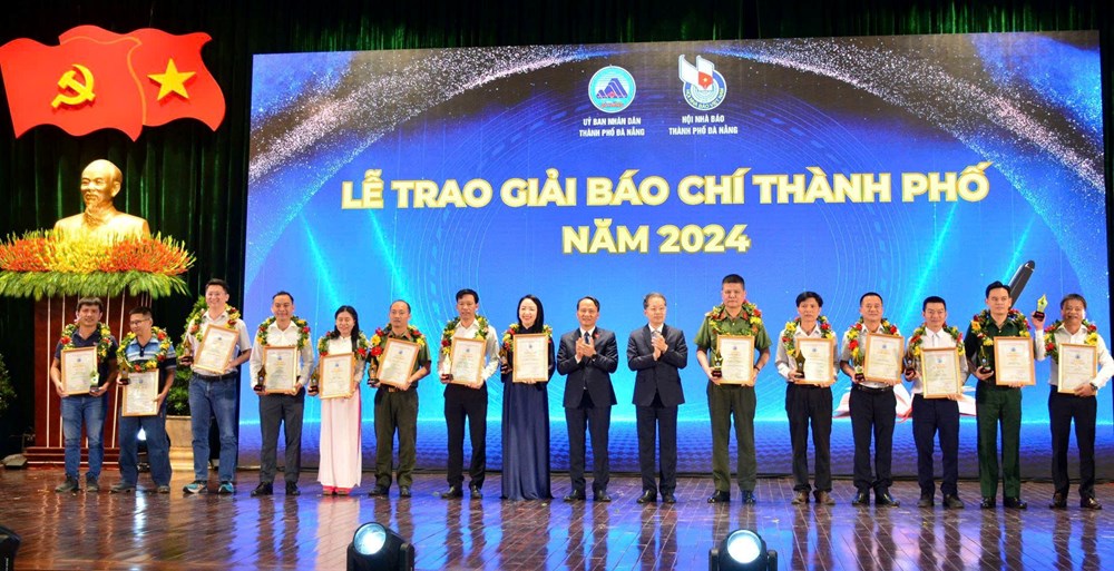Đà Nẵng kỷ niệm 100 năm Ngày Báo chí cách mạng Việt Nam - ảnh 2