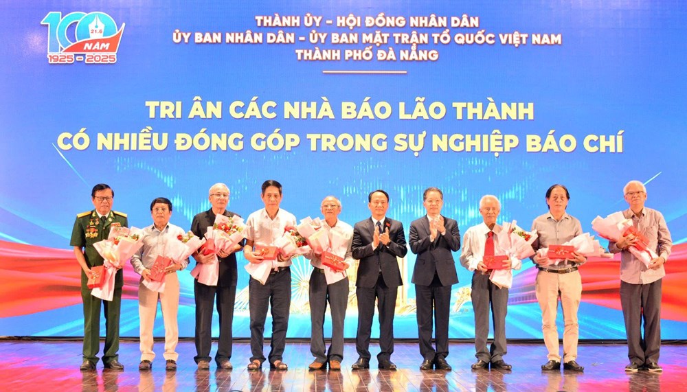 Đà Nẵng kỷ niệm 100 năm Ngày Báo chí cách mạng Việt Nam - ảnh 1